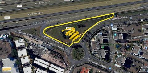 Terreno à venda em Campinas, Loteamento Center Santa Genebra, com 3873 m²